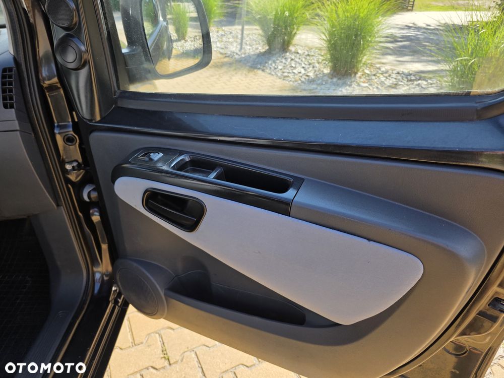 Peugeot Bipper Tepee HDi 70 Outdoor - 12