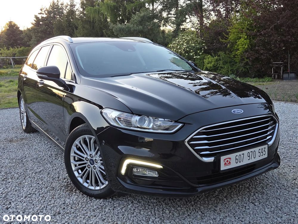 Ford Mondeo 2.0 Hybrid Titanium - 35