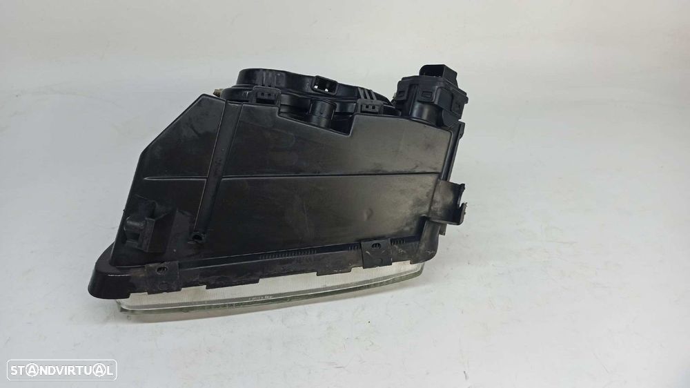 FAROL DIREITO AUDI A3 (8L) 1.6 AMBITION - 5