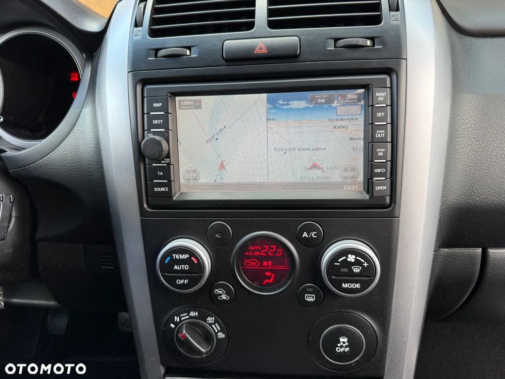 Suzuki Grand Vitara 1.9 DDiS De Luxe EU5 - 11