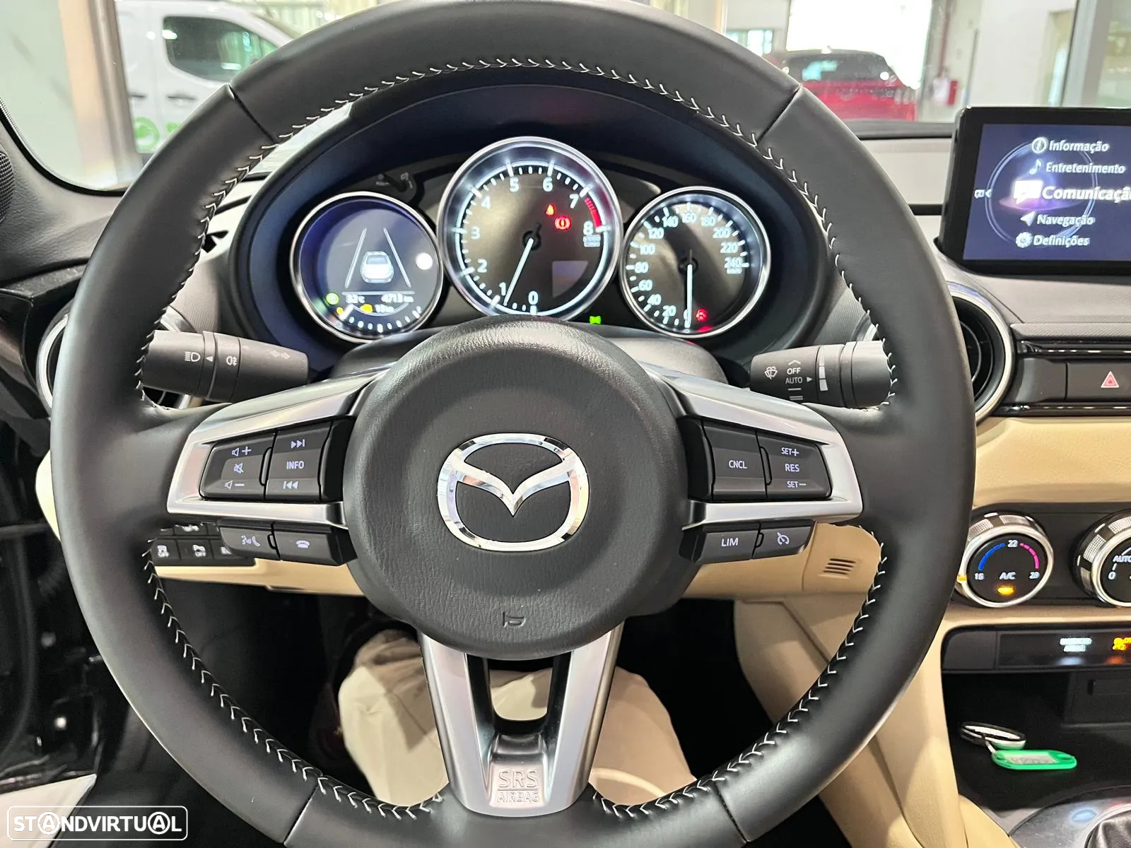 Mazda MX-5 1.5 Sky-G Kazari - 11