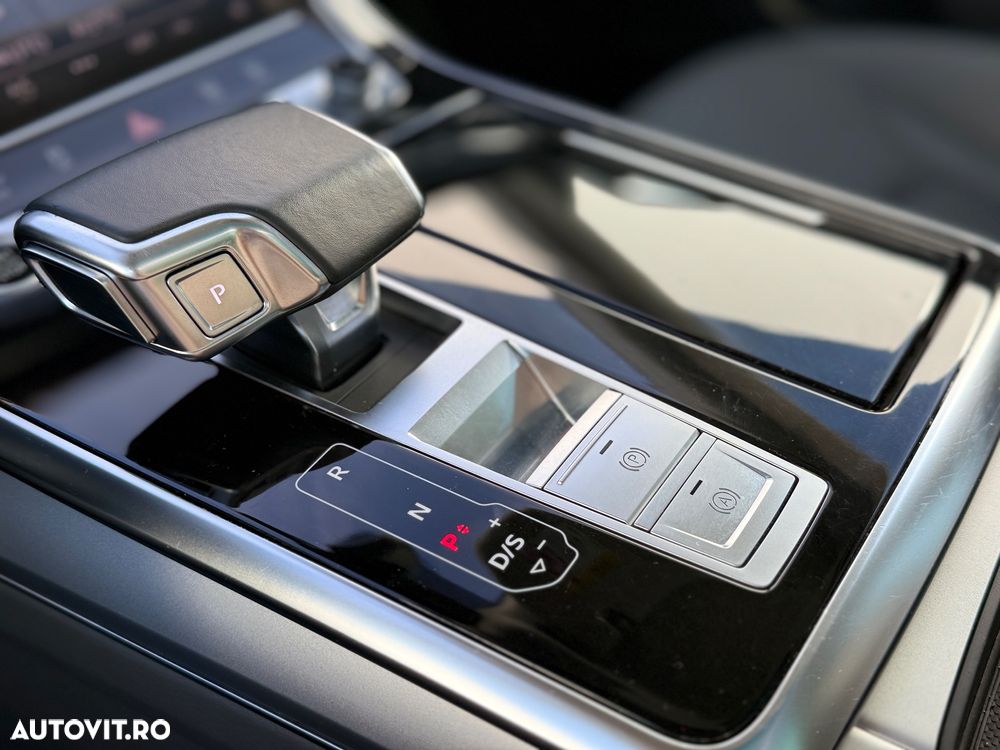 Audi Q8 3.0 55 TFSI quattro Tiptronic MHEV - 9