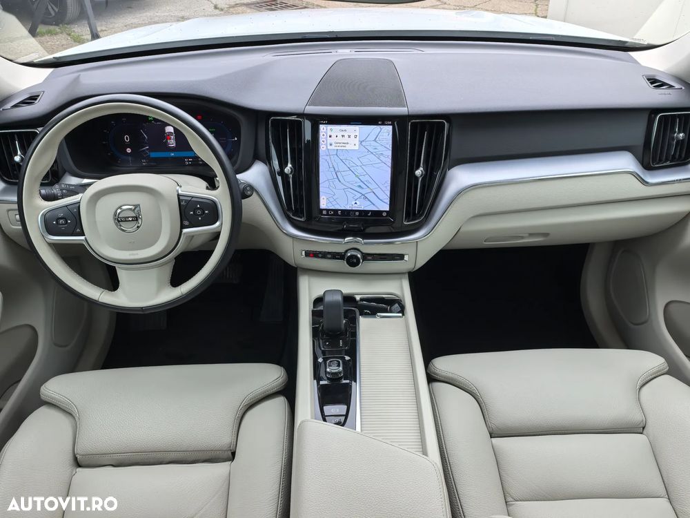 Volvo XC 60 T8 AWD Recharge Geartronic Inscription Expression - 6