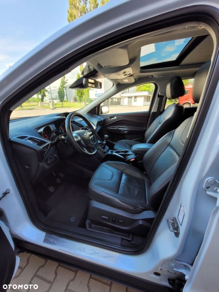Ford Kuga 2.0 TDCi 4WD Titanium - 12
