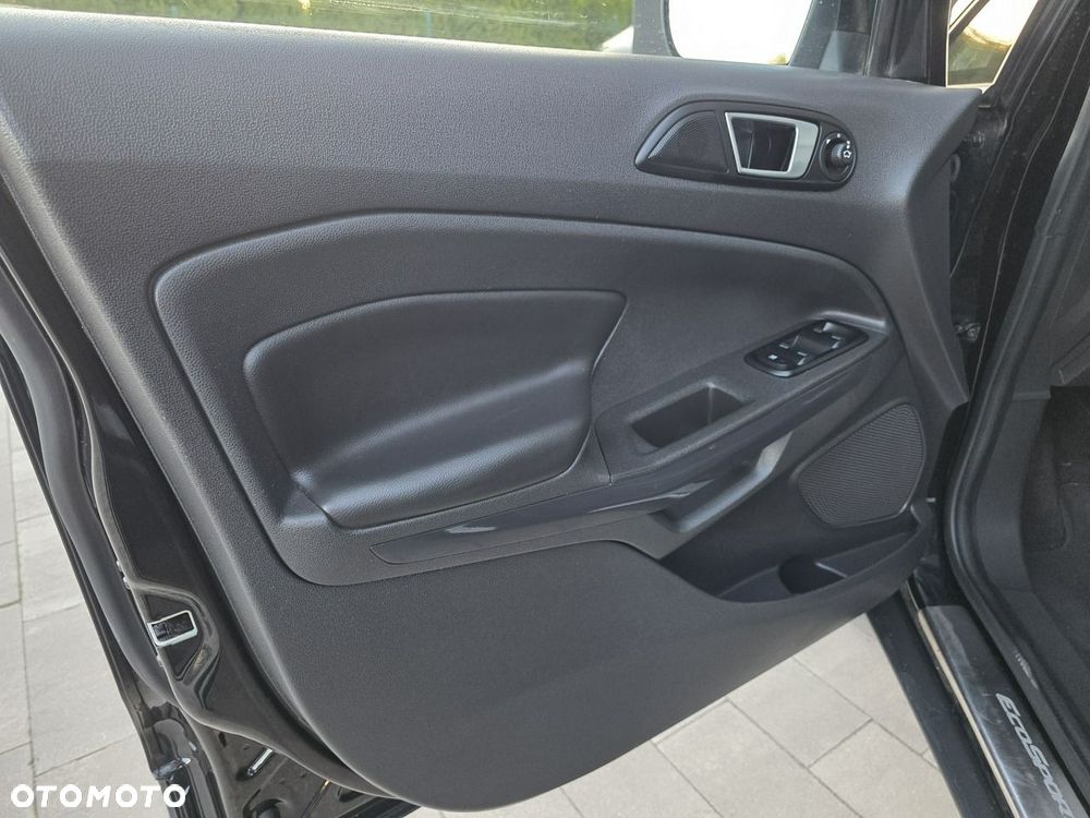 Ford EcoSport 1.0 EcoBoost TITANIUM - 24
