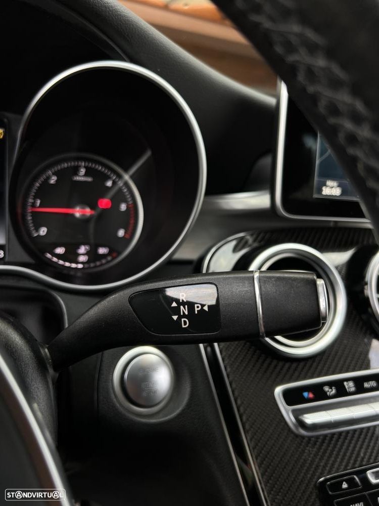 Mercedes-Benz GLC 220 d 4Matic 9G-TRONIC AMG Line - 26