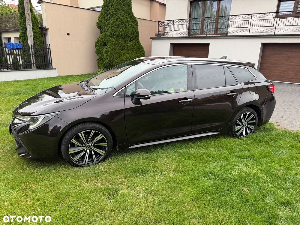 Toyota Corolla 1.8 Hybrid Selection - 6