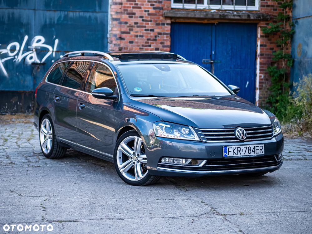 Volkswagen Passat 2.0 TDI Highline - 13