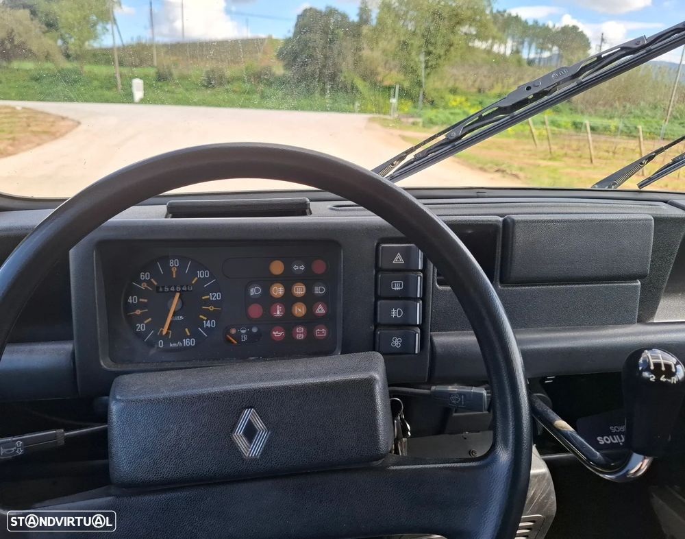 Renault 4 1.1 GTL - 9