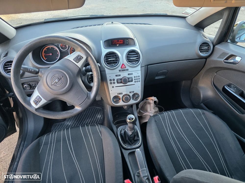 Opel Corsa 1.3 CDTi Enjoy EcoFLEX - 25