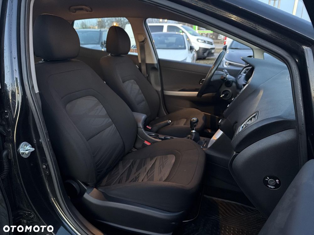 Kia Ceed 1.6 GDI S - 17