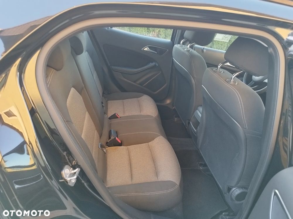 Mercedes-Benz GLA 200 (CDI) d 7G-DCT Style - 25