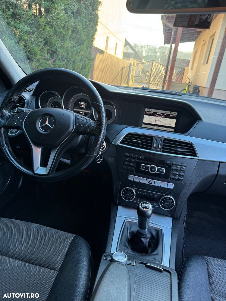 Mercedes-Benz C 220 CDI BlueEFFICIENCY T-modell - 15