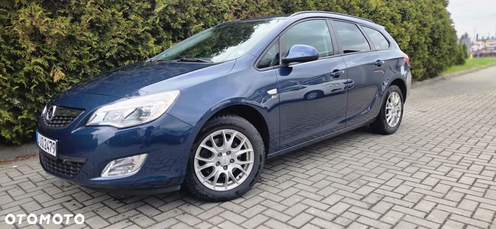 Opel Astra 1.6 Turbo 150 Jahre - 4