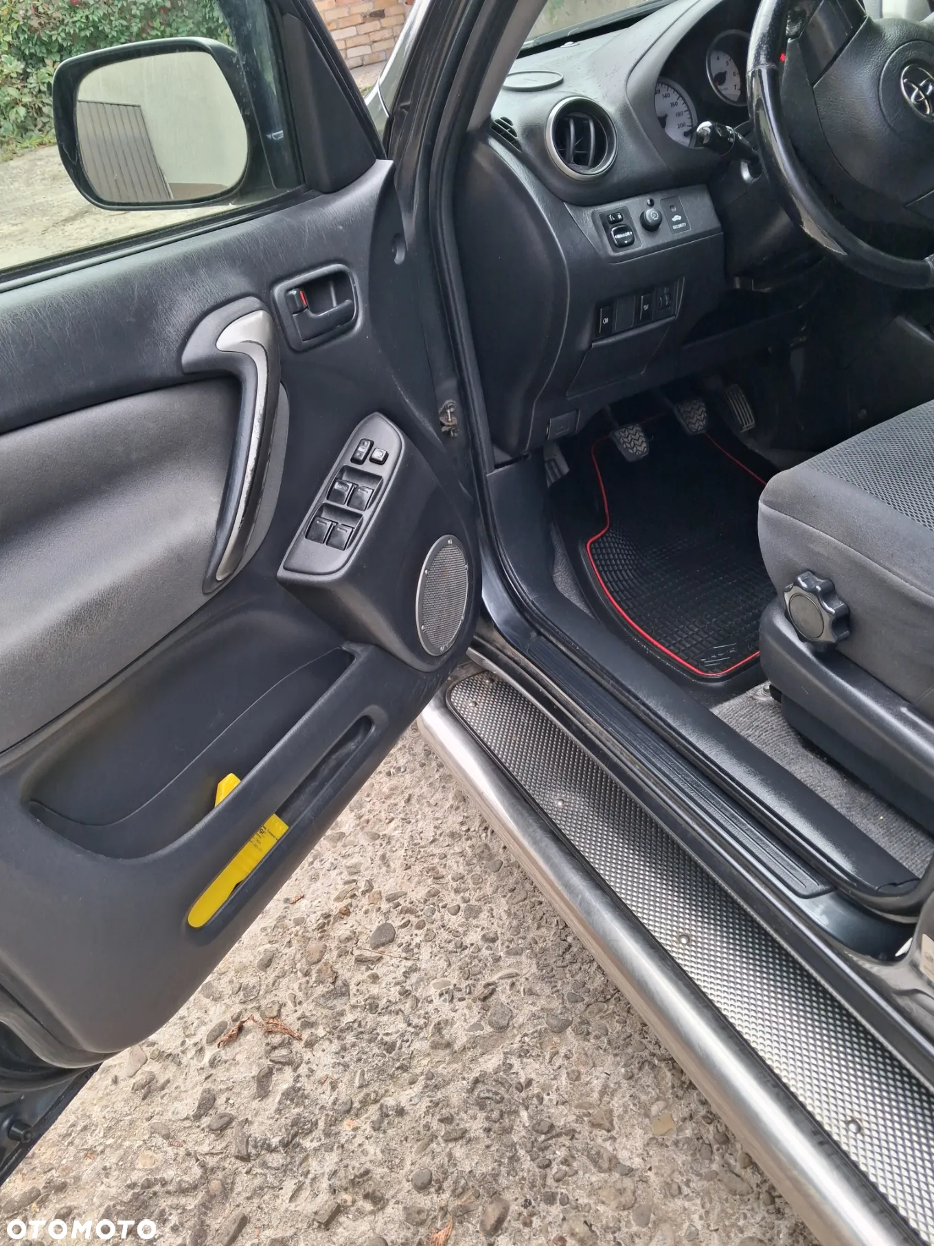 Toyota RAV4 2.0 D-4D 4x4 - 14