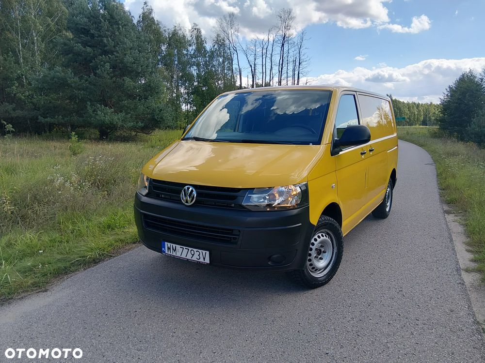 Volkswagen Transporter - 1