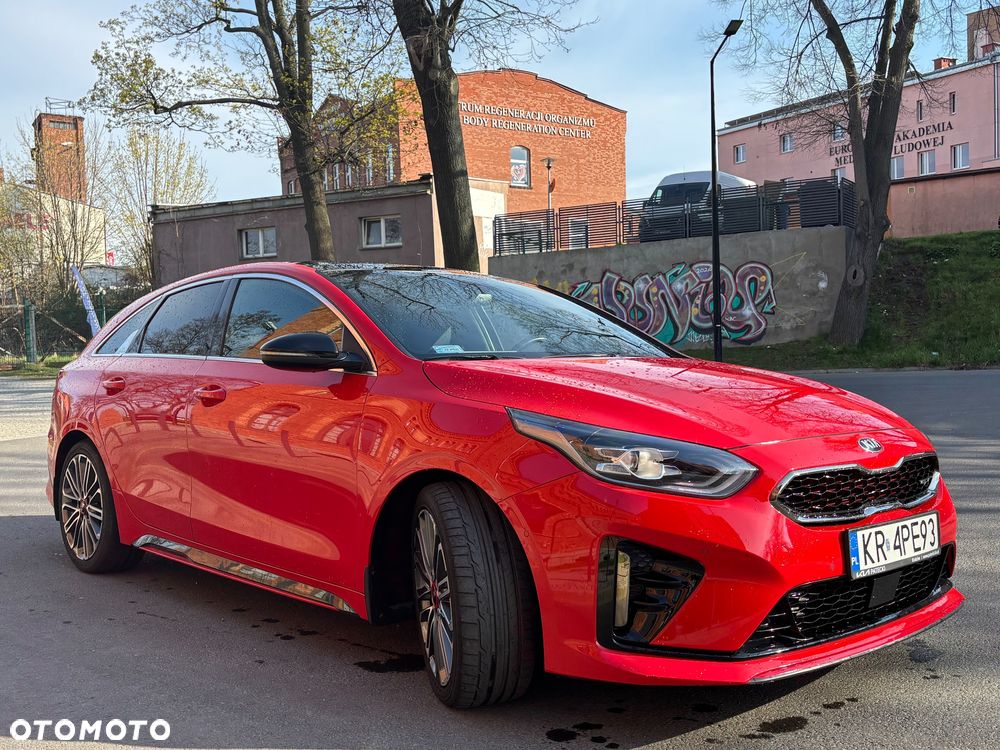 Kia ProCeed - 2