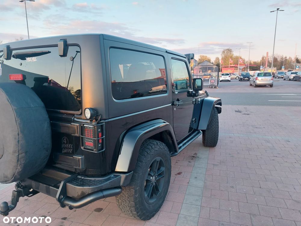 Jeep Wrangler - 7