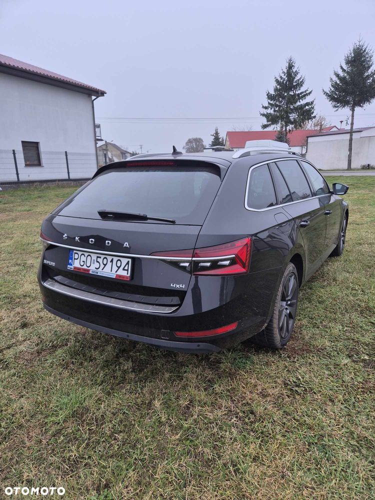 Skoda Superb 2.0 TDI SCR 4x4 Style DSG - 3