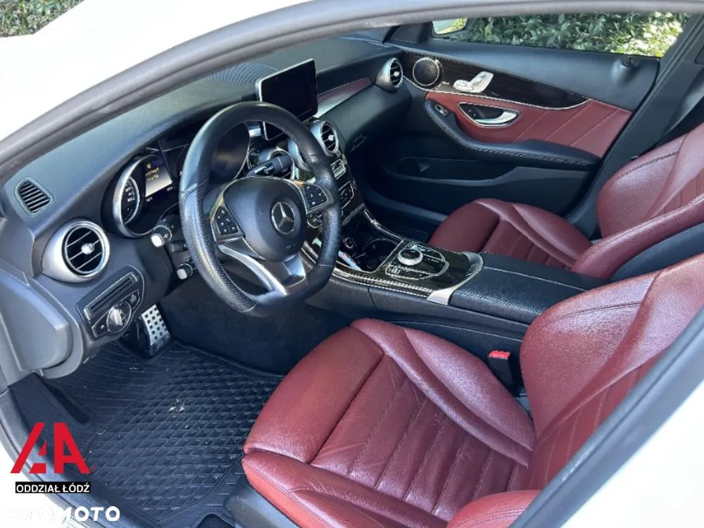 Mercedes-Benz Klasa C 300 9G-TRONIC - 9