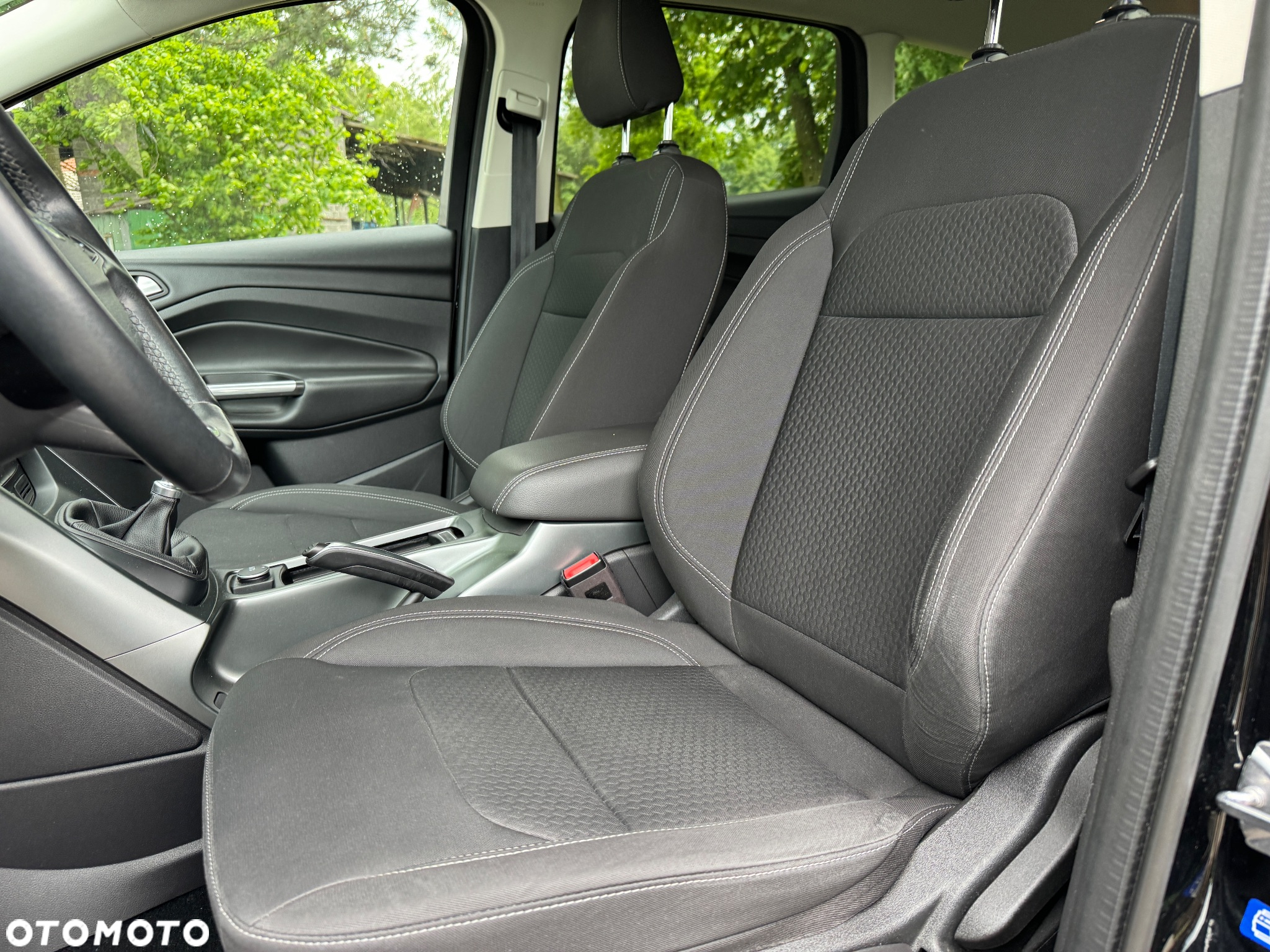 Ford Kuga - 8