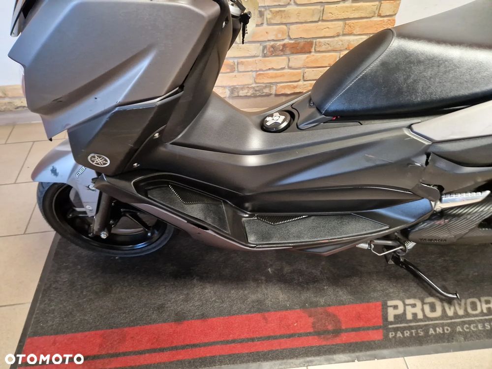 Yamaha NMAX - 26