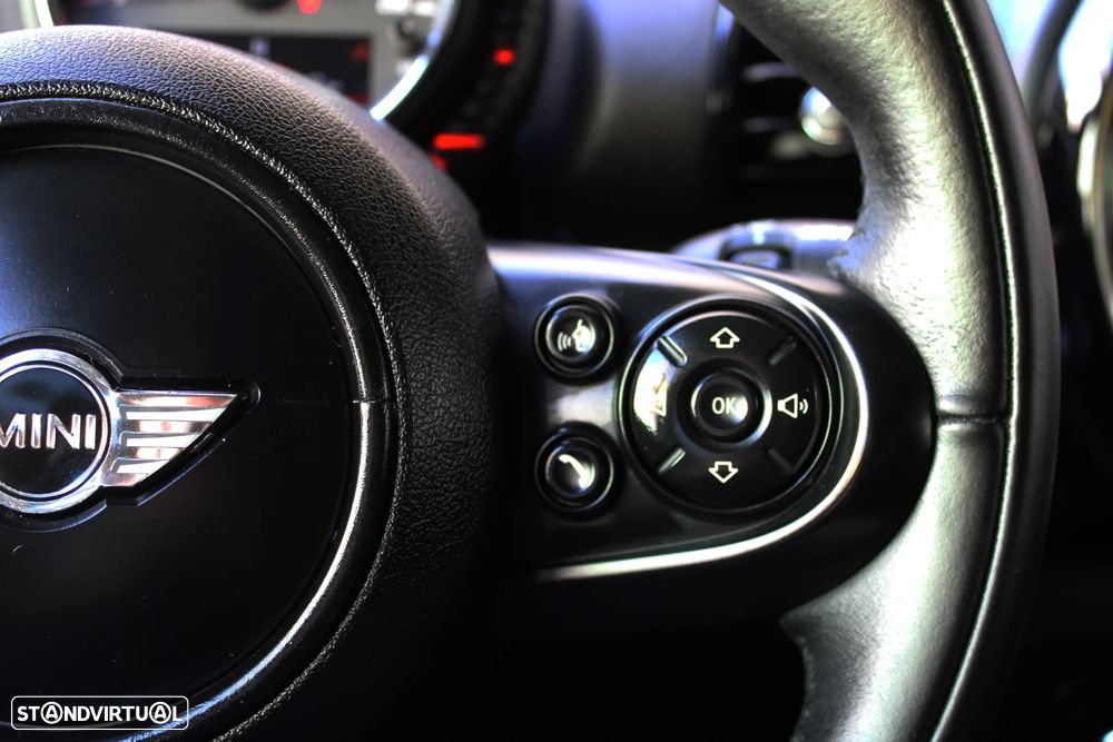 MINI Clubman Cooper D - 34