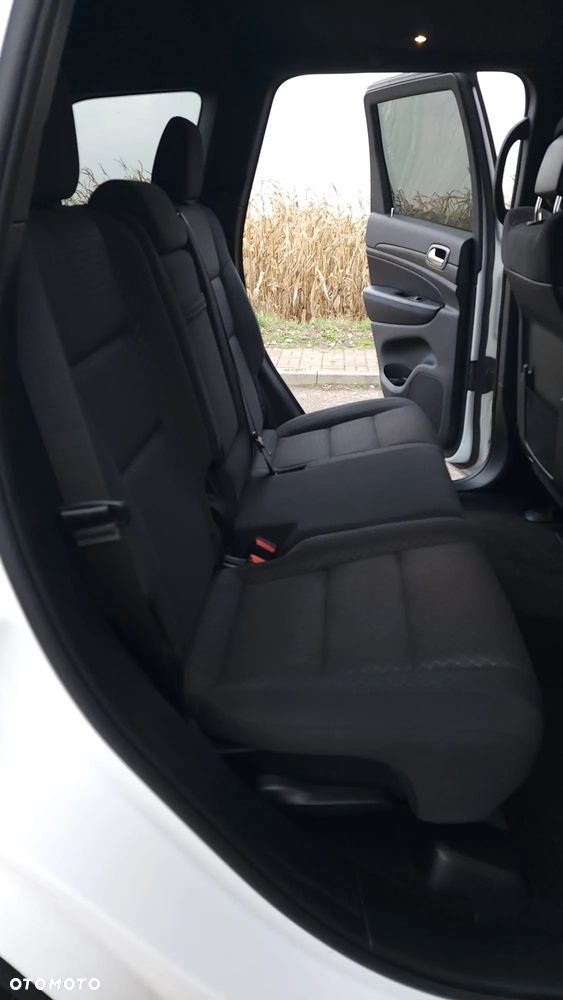 Jeep Grand Cherokee - 10