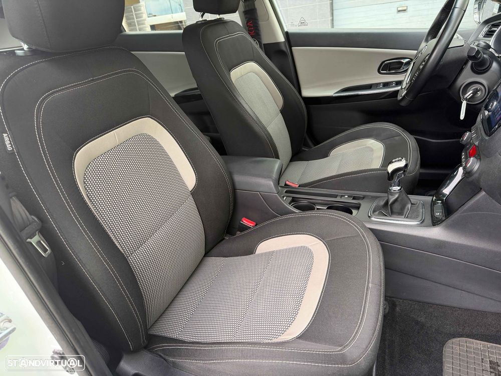 Kia Ceed SW 1.6 CRDi 128 ISG Dream Team Edition - 12