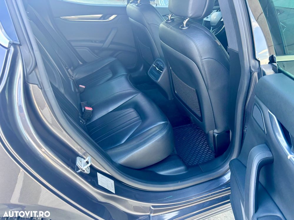Maserati Ghibli Diesel GranSport - 8
