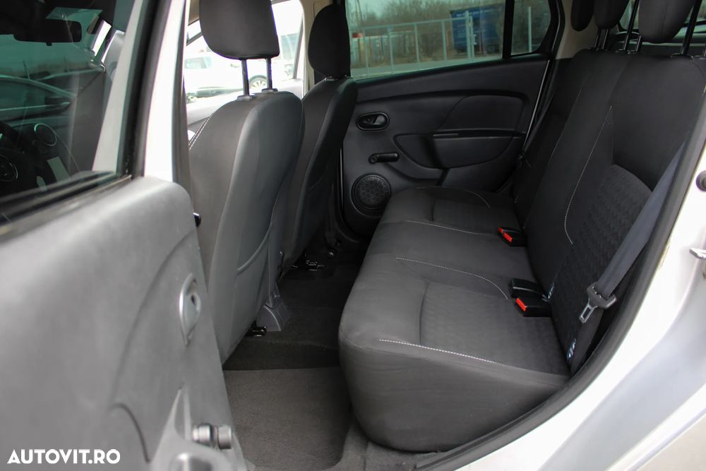 Dacia Logan TCe 90 S&S Laureate - 18