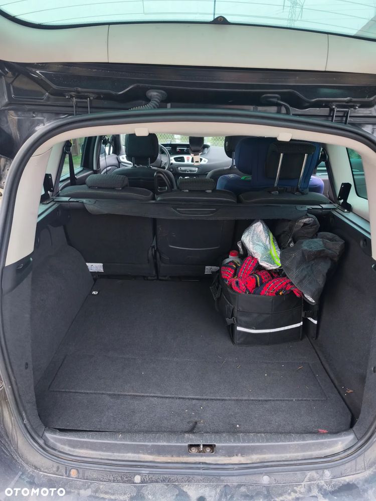 Renault Grand Scenic TCe 130 Dynamique - 9