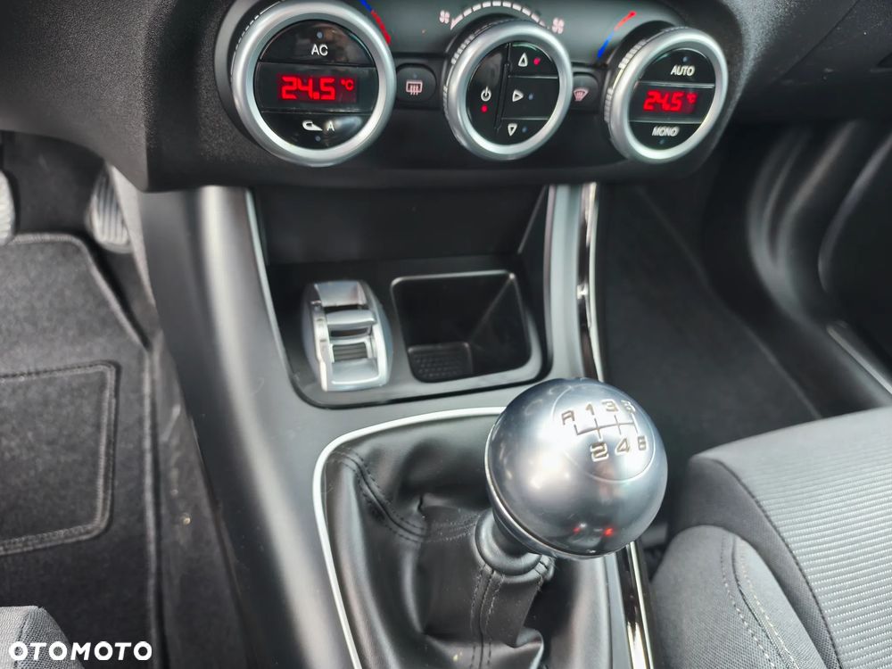 Alfa Romeo Giulietta 1.4 TB 16V B-Tech - 13