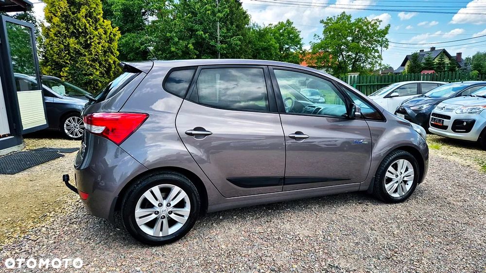 Hyundai ix20 1.4 Premium blue - 12