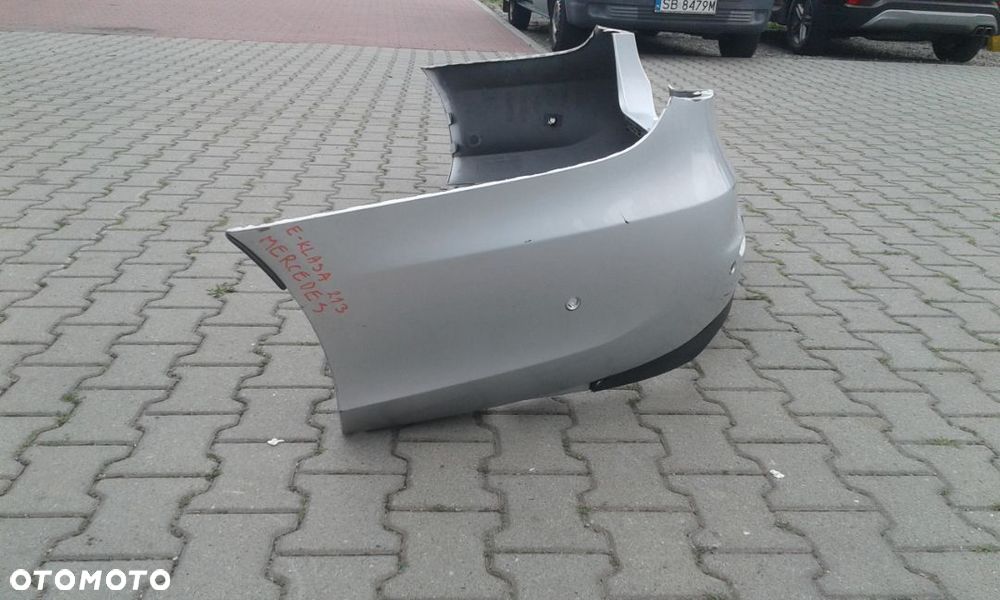 Mercedes E Klasa w213 Kombi zderzak tyl 6pdc - 3