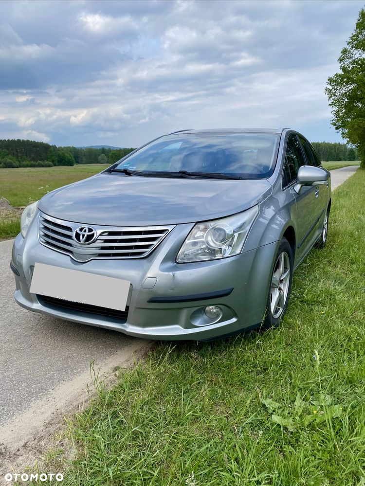 Toyota Avensis 1.8 Luna - 2