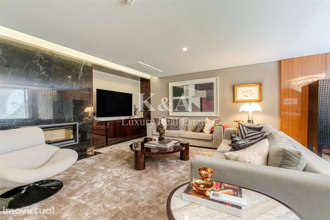 Moradia T4 com piscina na Foz - Grande imagem: 2/14