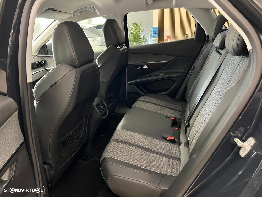 Peugeot 3008 BlueHDi 130 Stop & Start EAT8 Allure - 16