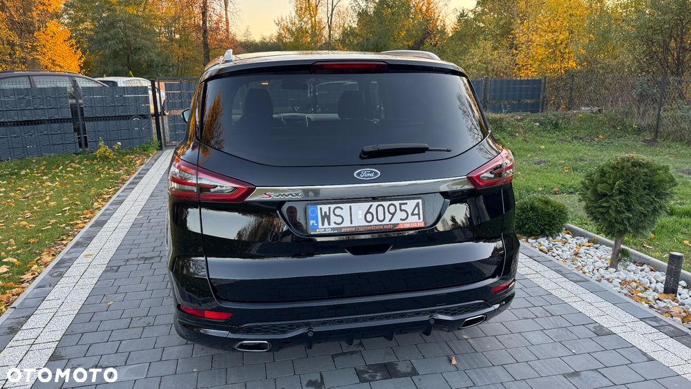 Ford S-Max - 24