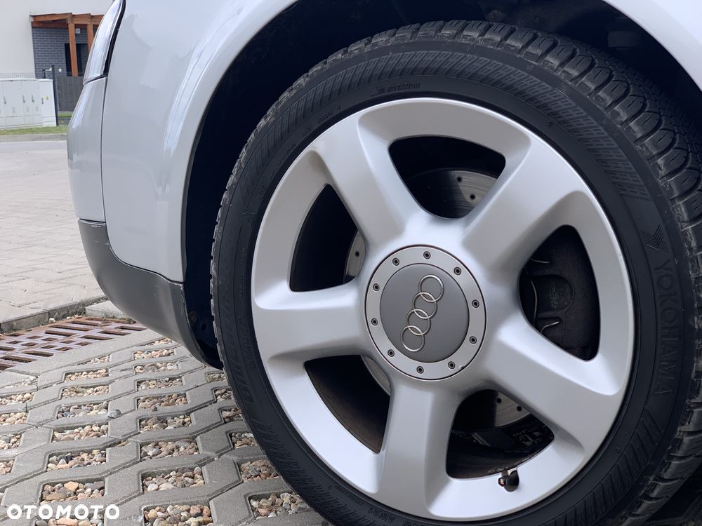 Audi A4 ver-3-0-quattro-tiptronic - 27
