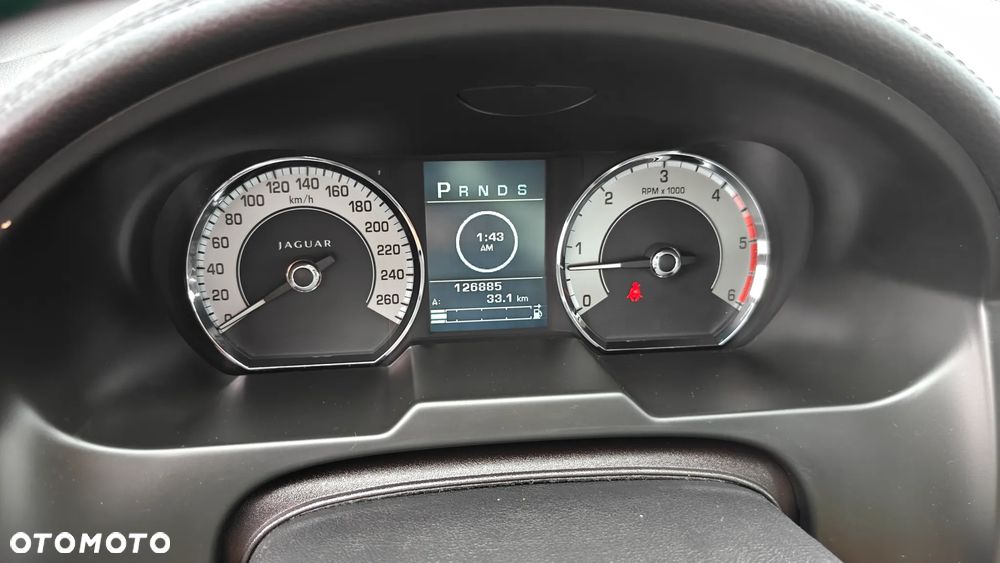 Jaguar XF 3.0 V6 D Luxury - 25