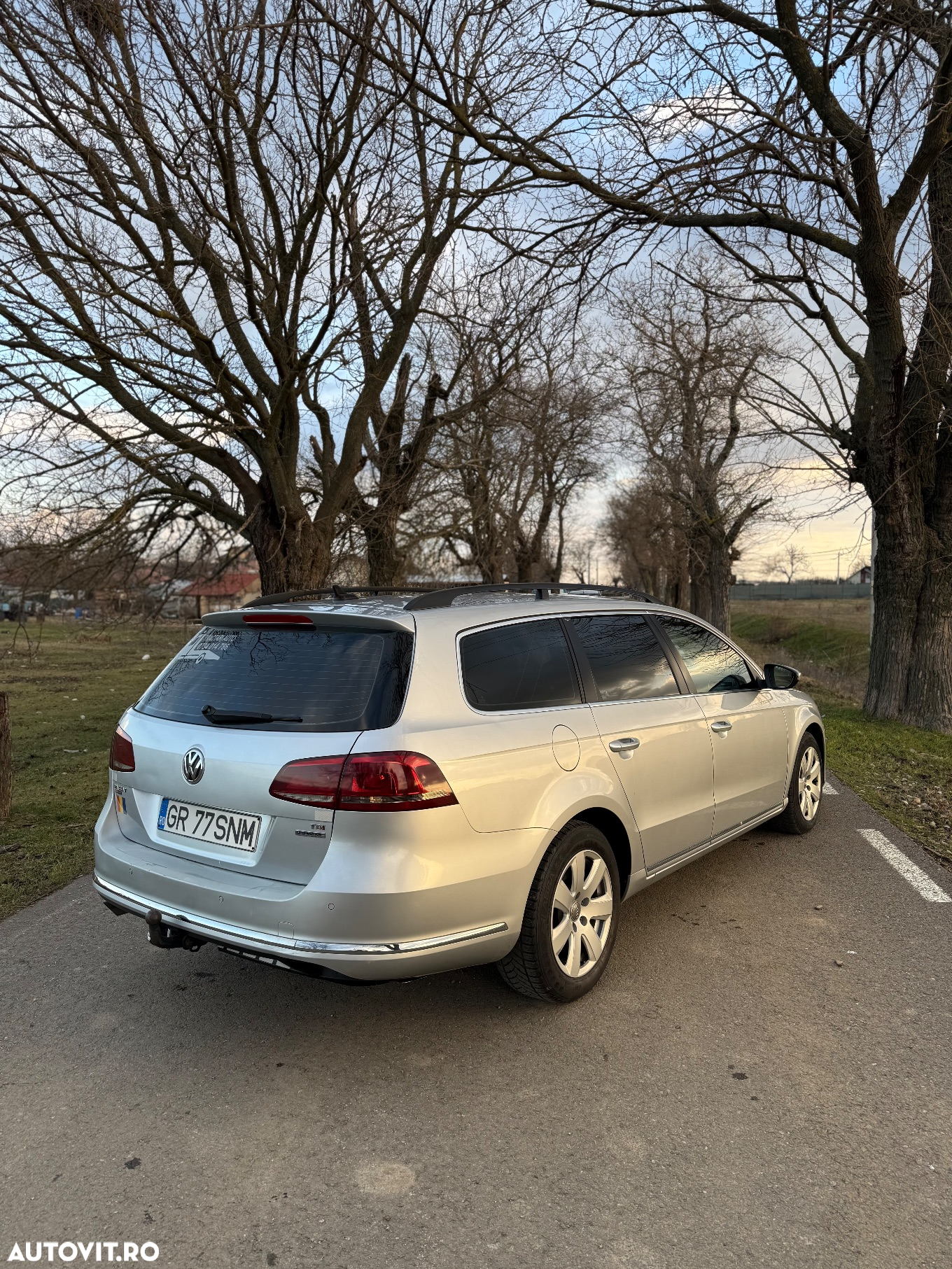 Volkswagen Passat - 2