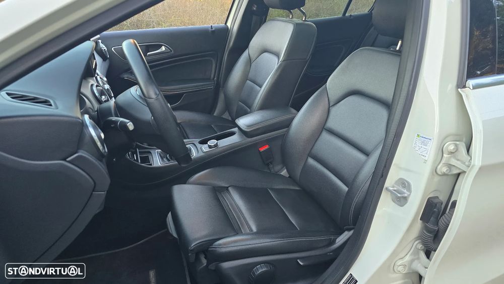 Mercedes-Benz GLA 180 - 37