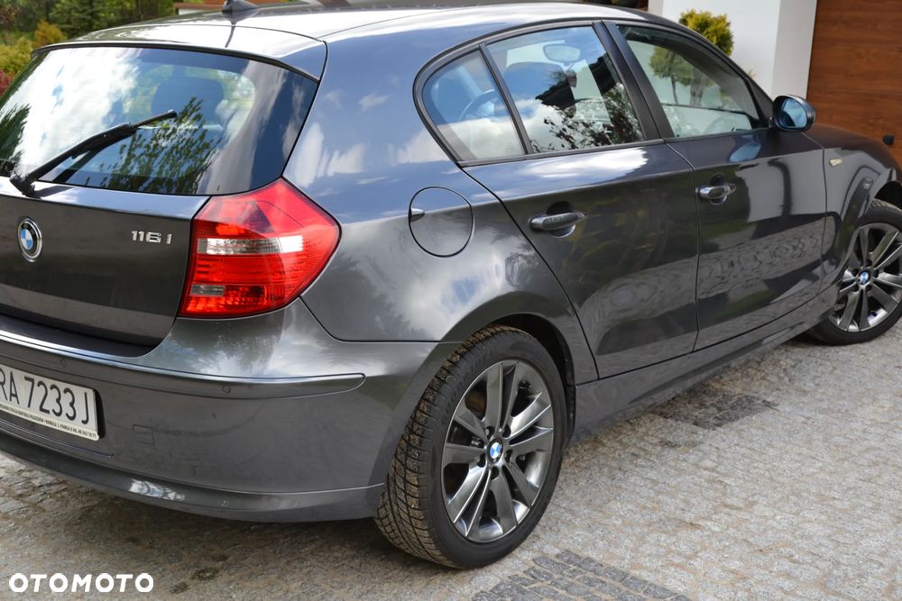 BMW Seria 1 - 1