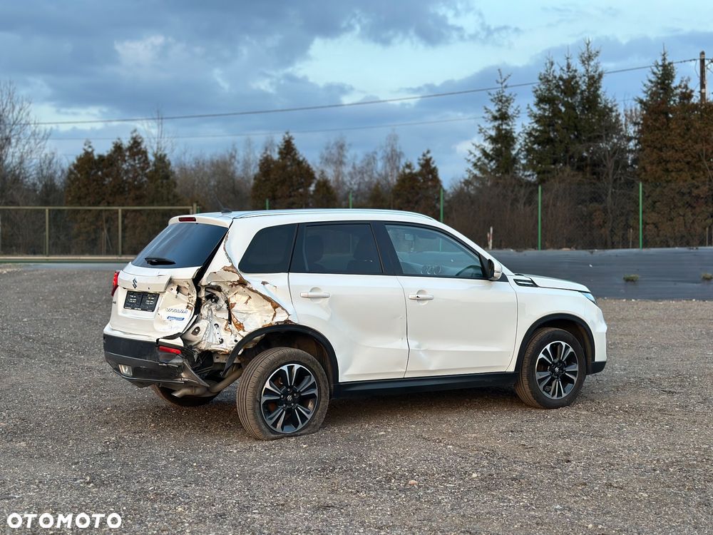 Suzuki Vitara - 11