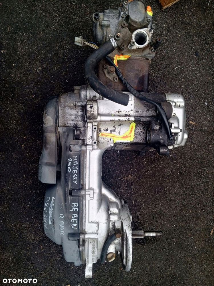 YAMAHA MAJESTY 250 DX SILNIK - 1