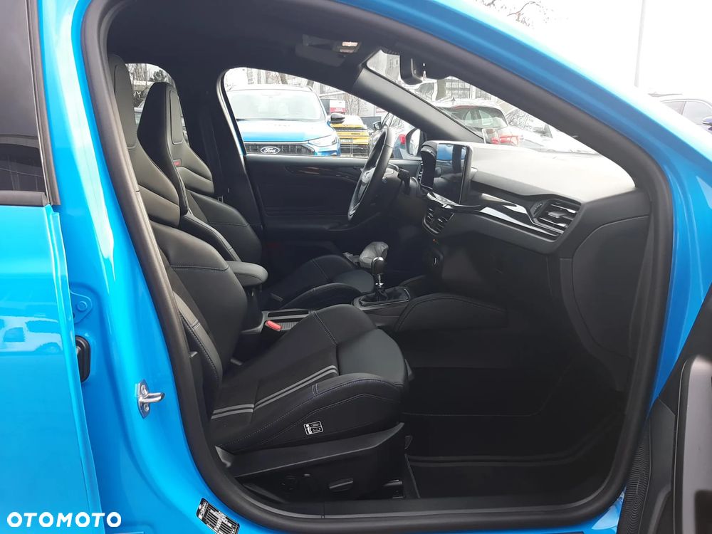 Ford Focus 2.3 EcoBoost ST X - 16