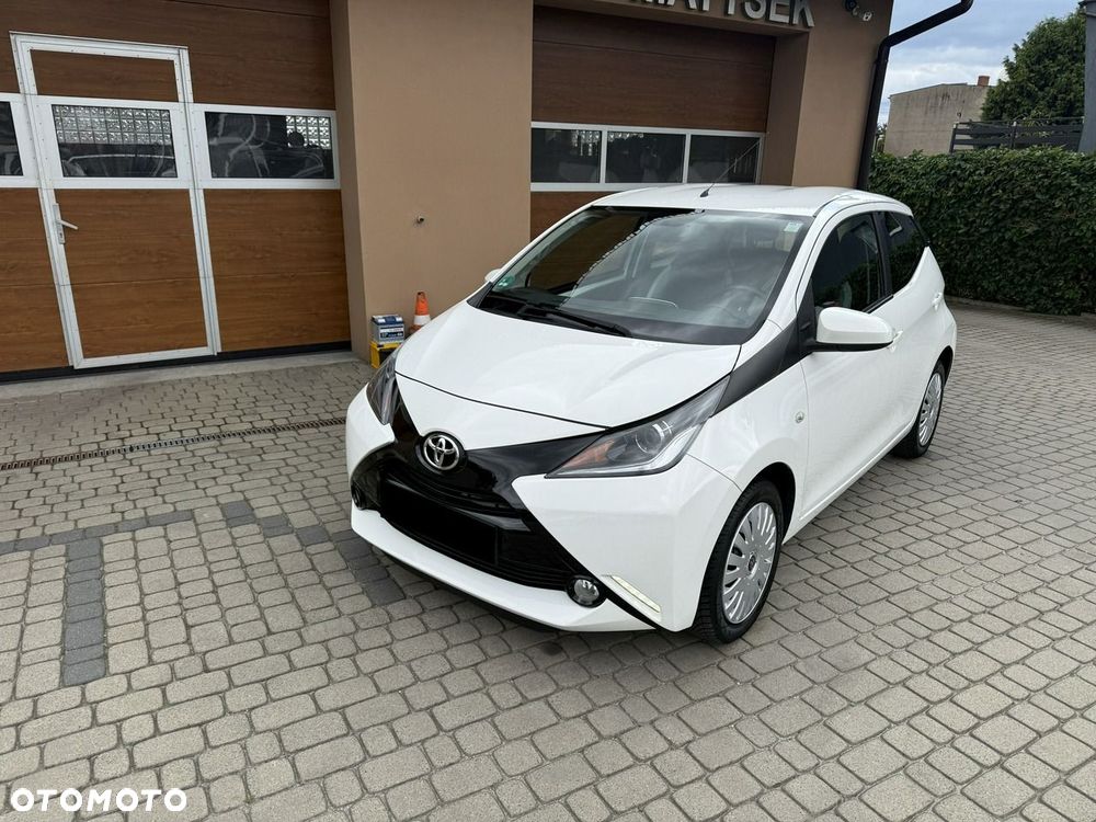 Toyota Aygo x-play touch - 13