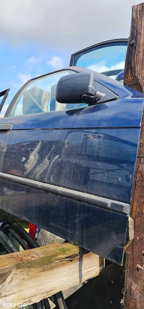 Drzwi przednie przód prawe Bmw E36 - 3