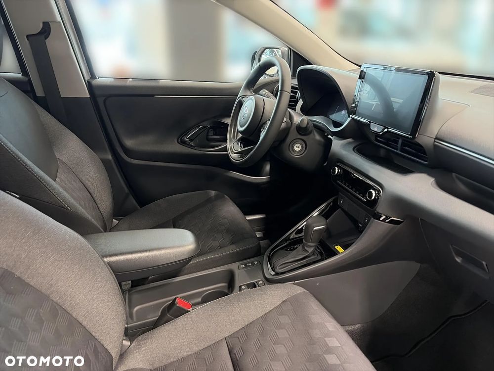 Toyota Yaris Hybrid 1.5 Style - 11